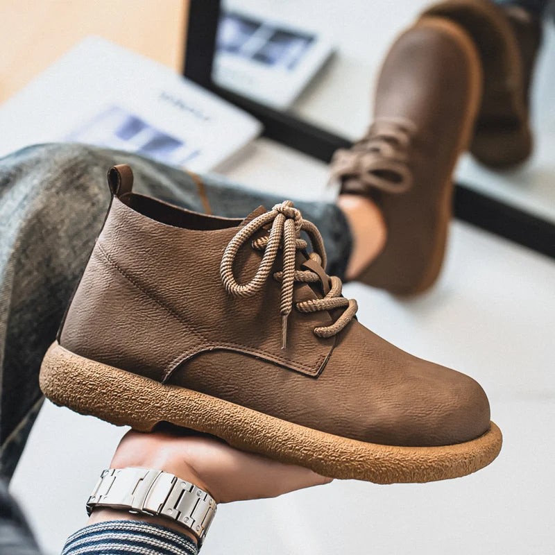 Outdoor Leather Men Casual Shoes British Style High Quality Ankle Boots High Top Man Work Boots Comfortable Walking Sneakers