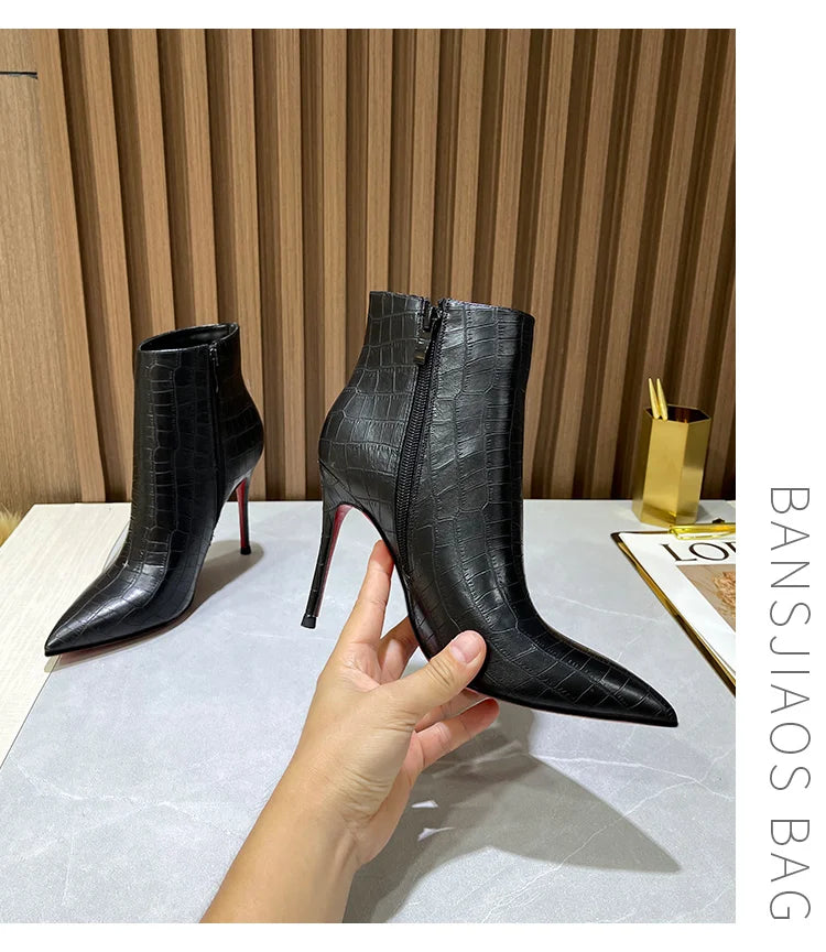 Autumn and winter new turtle patterned short boots, slim high heels, black 10cm, female pointed, slim heels, Shizang bare boots