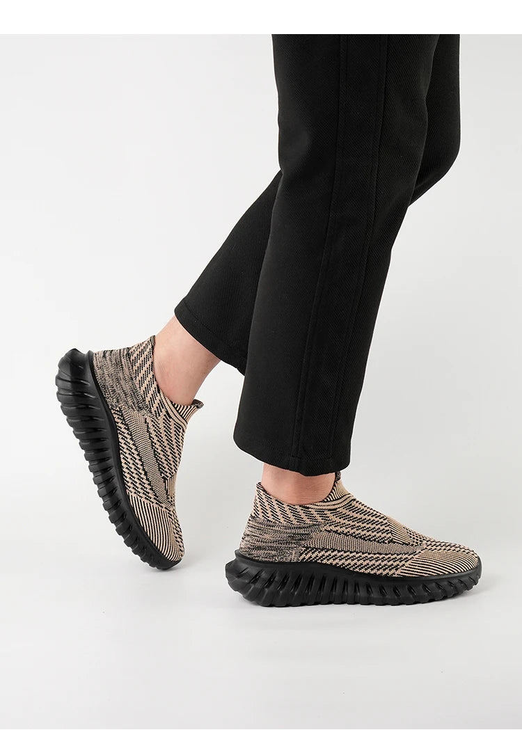 Men's Women Running Shoes Comfortable Slip on Sneakers Man Socks Shoes Lightweight Knit Breathable Casual Outdoors Sneakers