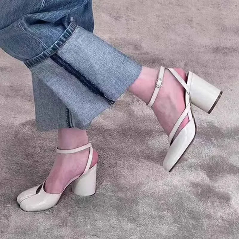 New Fashion Patent Leather Cross Belt Tabi Women's Pumps Spring and Summer Slingbags Split Toe Thick High Heels Chunky Shoes