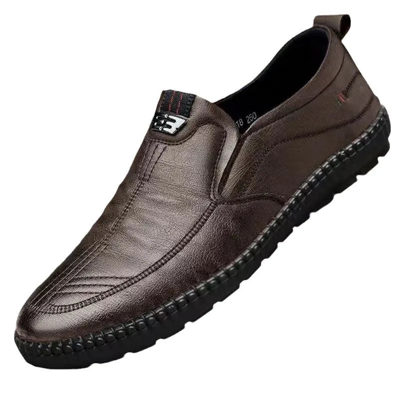 Men's Leather Shoes New Summer Outdoor Slip on Casual Shoes Breathable Non Slip Flats Men Driving Walking Shoes Zapatos De Cuero