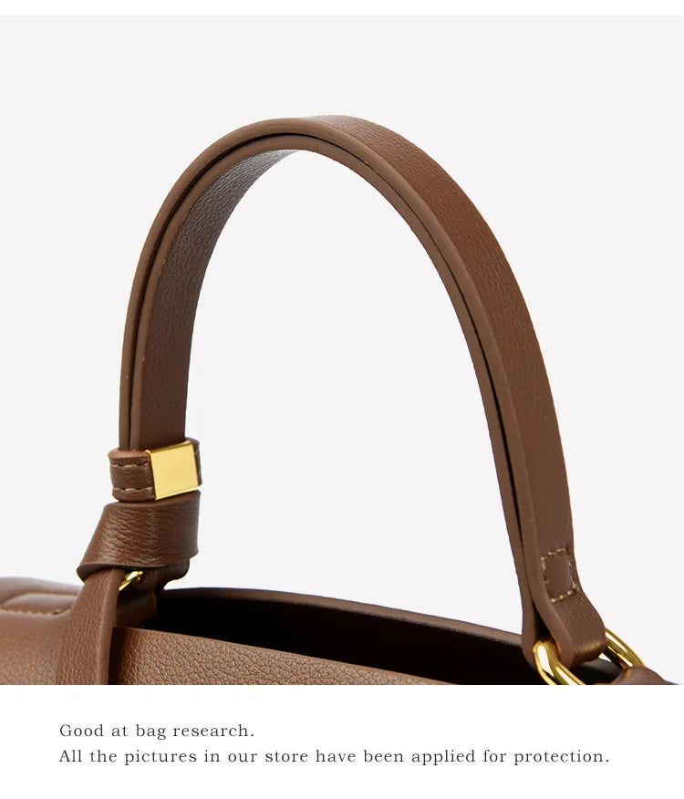 Fashionable Women's Bags, High-End Versatile Casual Bags, Trendy Textured Color-Blocked Handbags, Niche Shoulder and Crossbody Bags, a Great Choice for Gifting to Your Girlfriend