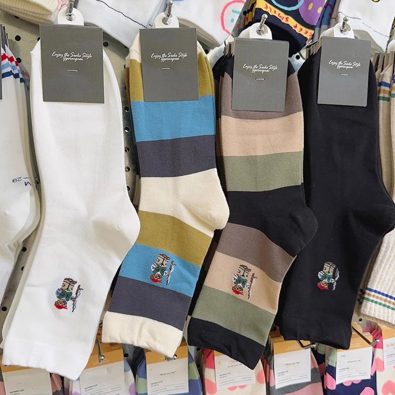 Good Quality Cartoon Gentleman Bear Men's Socks Cotton Harajuku Style Sport Boys Skateboard Novelty Breathable  Christmas Gifts
