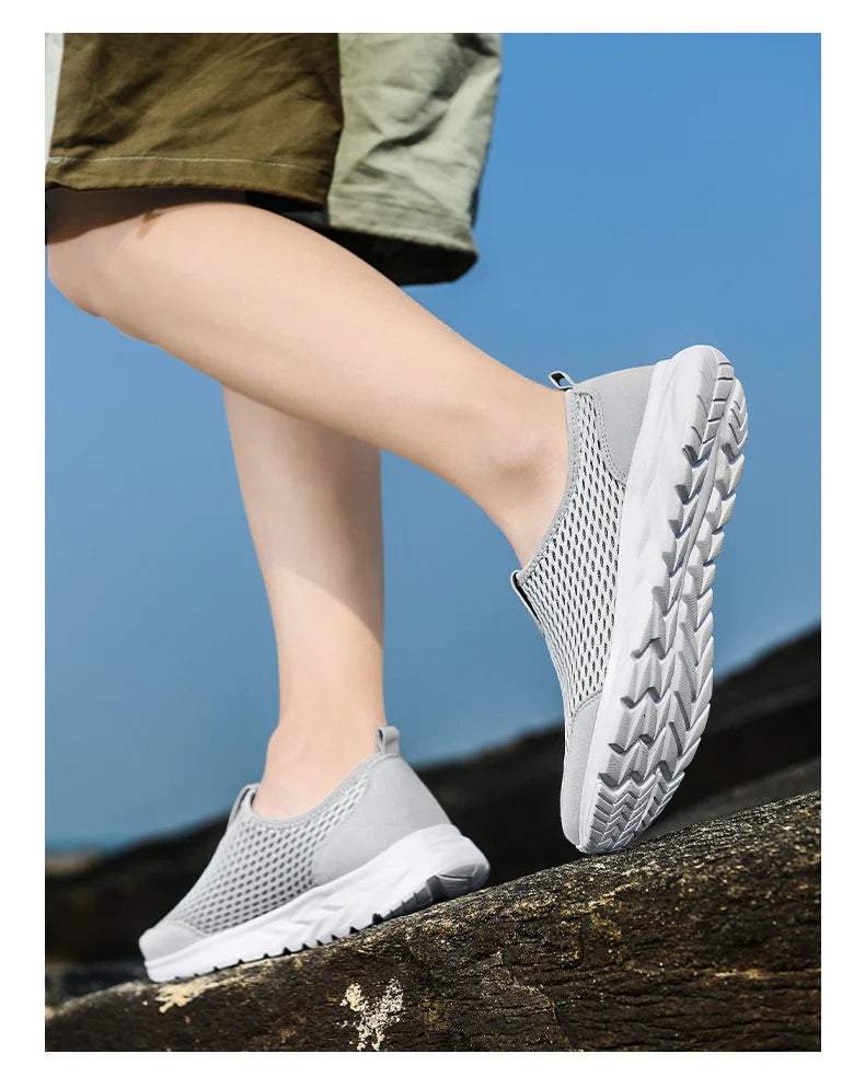 Lightweight Flat Sneakers Men Outdoor Walking Sneakers For Men Summer Large Size 48 Men's Loafers Casual SneaKers Women Male