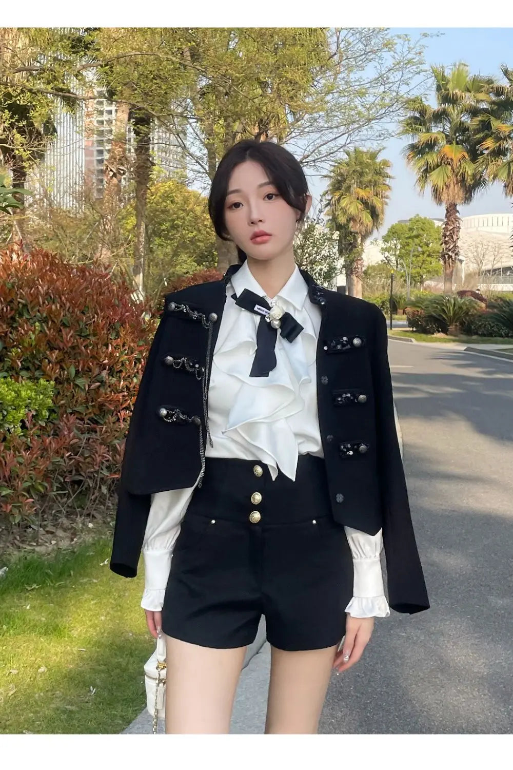 White Shirts Woman Lace Ruffles Blouses Sweet Female Peter Pan Coller Crop Long Sleeve Tops Preppy Ladies Temperament Tops Q190