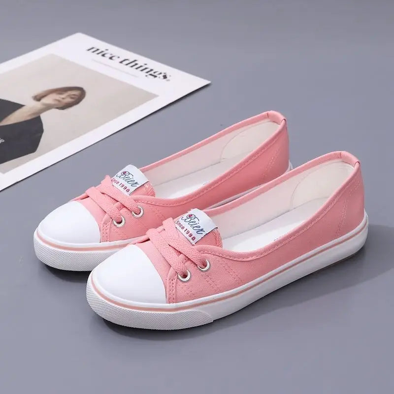 Red Women Footwear Flat Round Toe Black Canvas Ladies Shoes New Arrival 2025 Sale Cheap Vulcanized for Casual Urban 39 Walking A