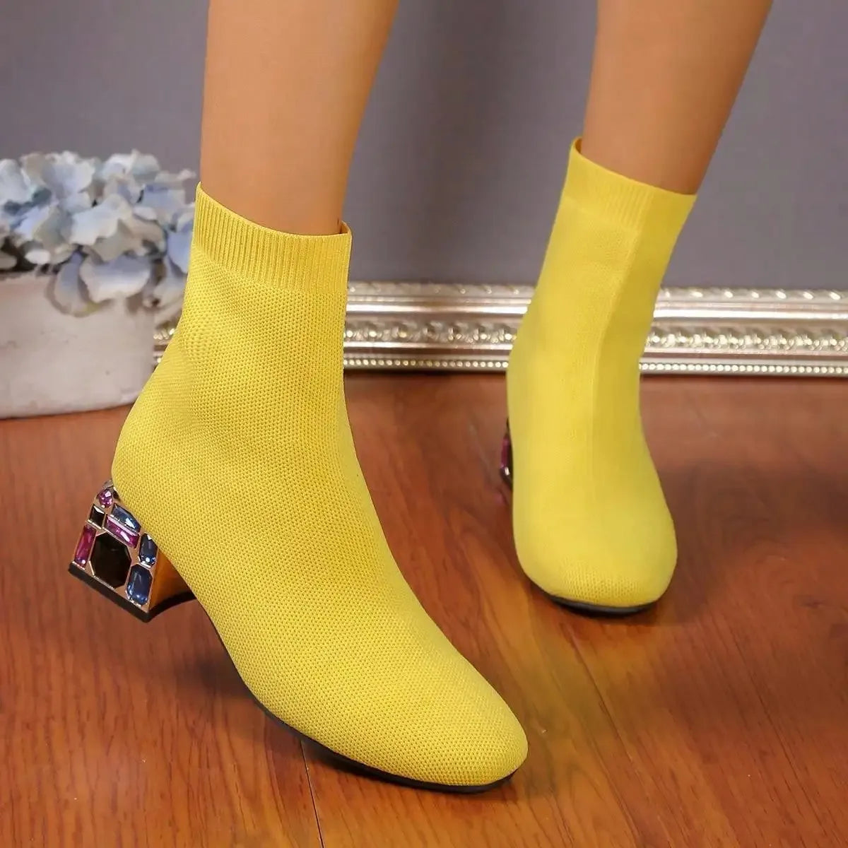 Women Hot Sale High Heels Short Boots 2023 Winter Designer Square Toe Mesh Breathable Stretch Sock Boots Slip on Platform Shoes