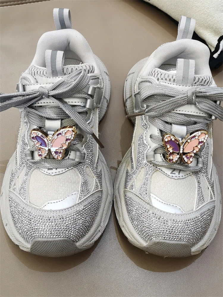 2PCS DIY Flower Shoelaces Charm Christmas Tree Shoes Buckle Decorations Heart Shaped Shoe Clips Butterfly Shoes Lace Accessories