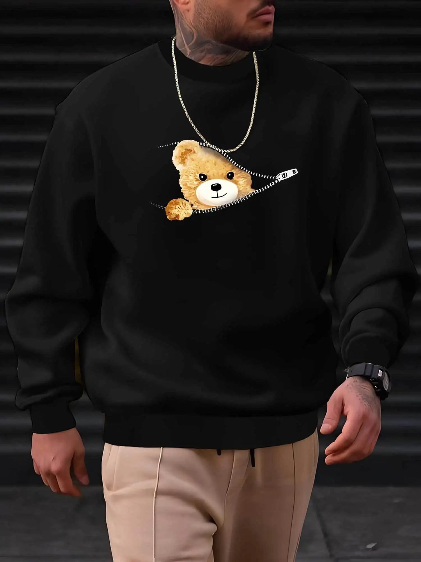 Men's autumn and winter fashionable casual loose and cute bear pattern printed long sleeved round neck sweatshirt