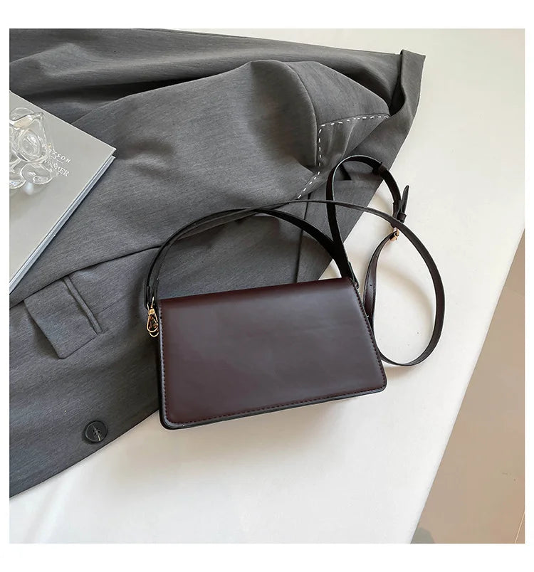 New Women's Large Capacity Bucket Bags with Wide Shoulder Strap Single Shoulder Handbag Drawstring Handheld Crossbody Bags