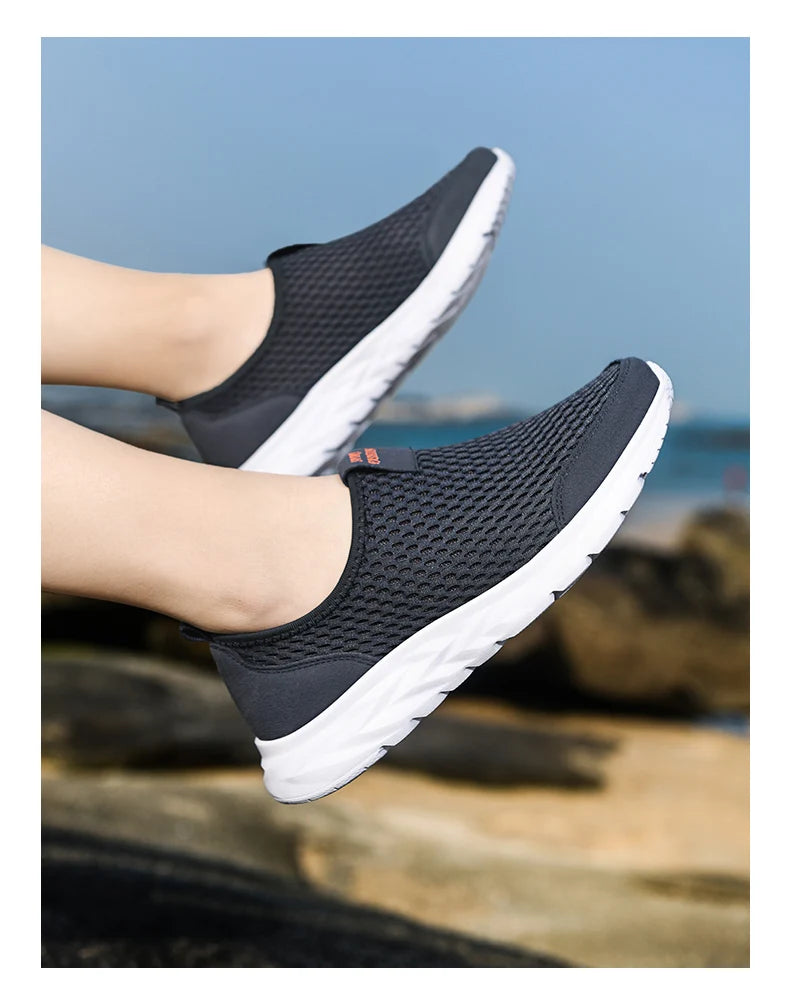 Lightweight Flat Sneakers Men Outdoor Walking Sneakers For Men Summer Large Size 48 Men's Loafers Casual SneaKers Women Male