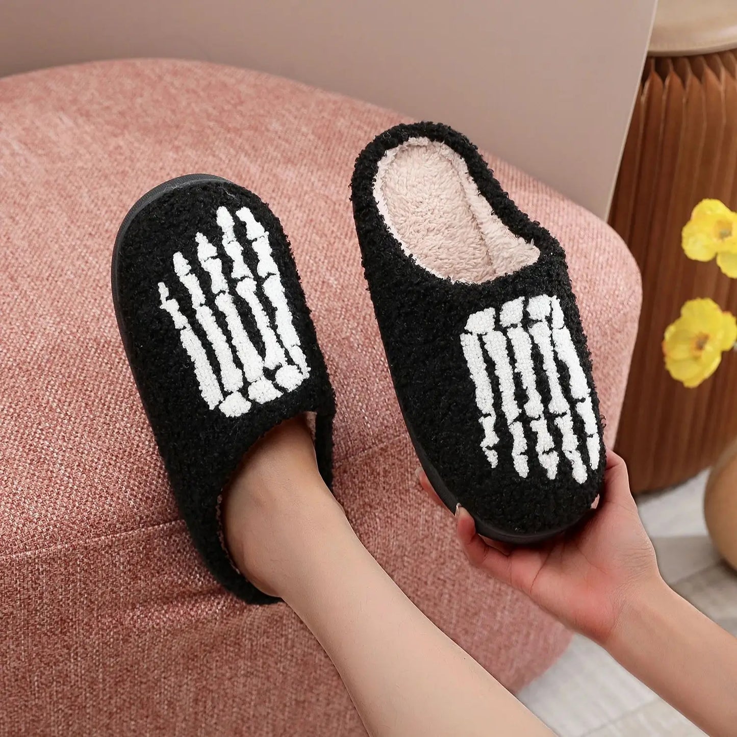 Skull Toe Pattern Personality Dark Style Embroidery stuffed Home Platform Cozy Fur Cotton Slippers Warm Non-slip Indoor Slippers Men Women Halloween Gift