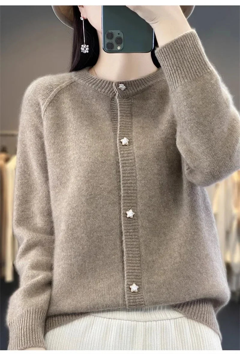 New Women Cardigan Sweater Autumn/Winter Round Neck Star Button Solid Knit Bottoming Shirt Jacket Quality Knitwear Female Tops