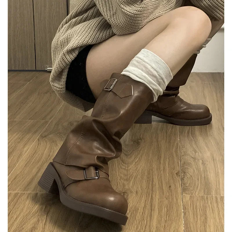 Pleated Buckle Knight Boots for Women Autumn Brown PU Leather Mid Calf Boots Woman Slip-On Thick Heel Riding 2024