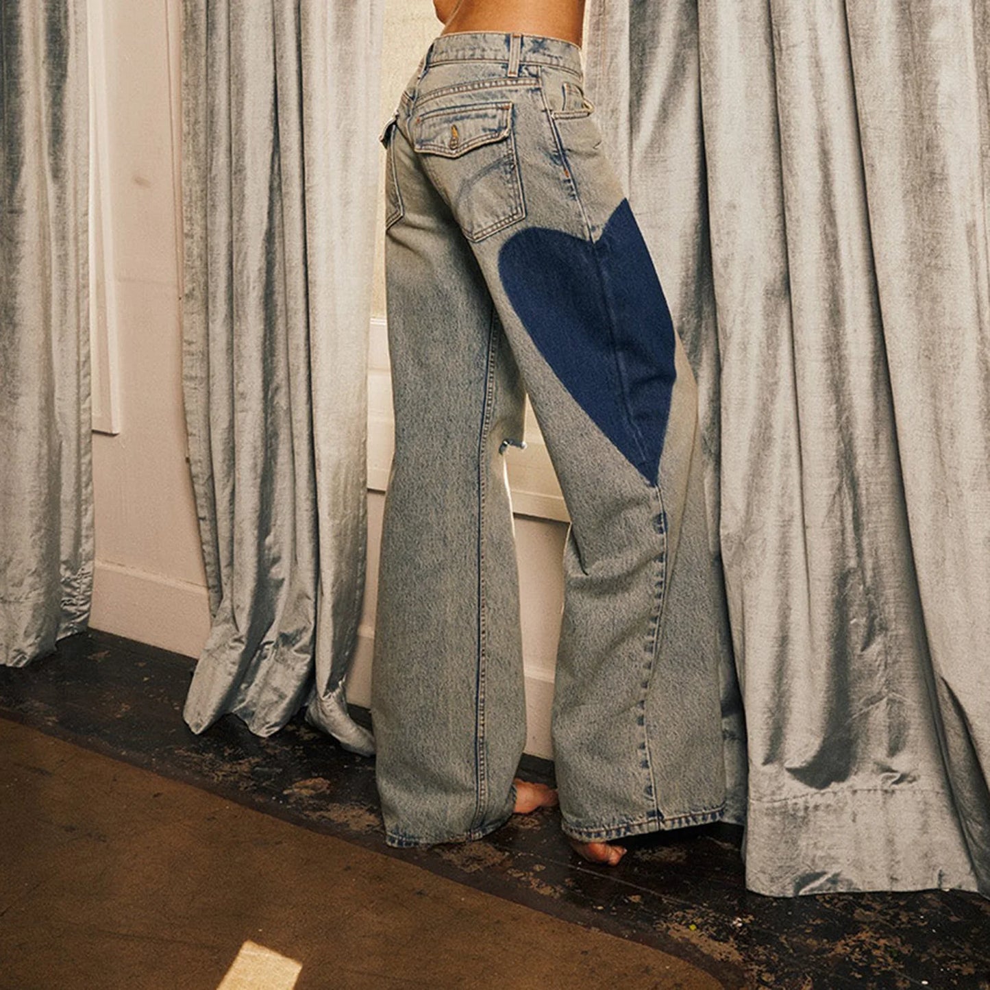 Combhasaki Womens Y2K Ripped Wide-Leg Jeans Heart Shaped Print Loose Fit Trousers Button Low Waist Denim Long Pants with Pockets