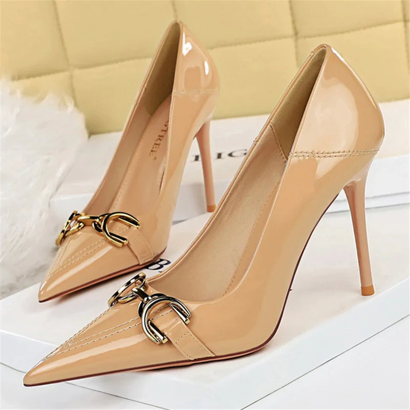 2023 Women Sexy 10cm High Heels Burgundy Nude Pumps Lady Stripper Stiletto Heels Glossy Leather Wedding Bridal Quality Red Shoes