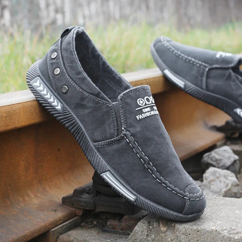 Luxury Designer Men's Canvas Shoes Slip on Casual Shoes Denim Male Loafers Soft Driving Moccasin Outdoor Breathable Men Sneakers