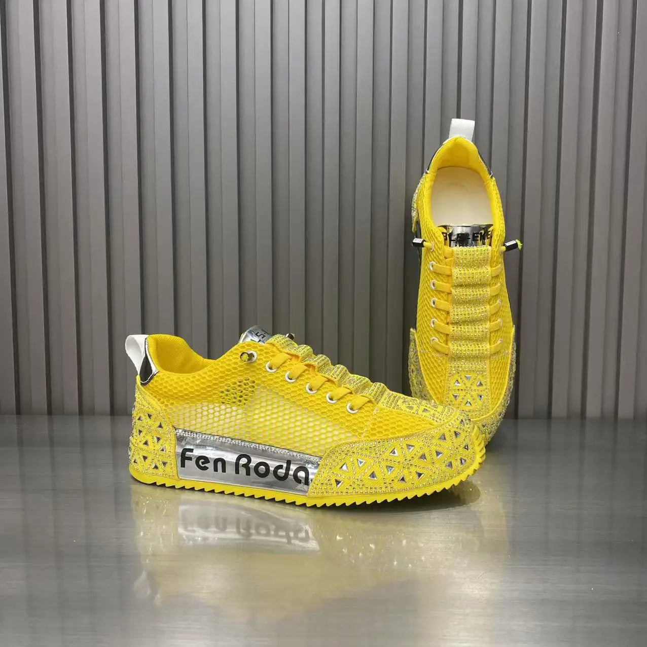 Sneakers Casual Men Designer Punk Bling Board Shoes Fashion Leather Mesh Breathable Increased Internal Flat Platform Sport Shoes