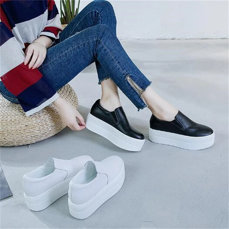 ZXRYXGS 2026 New Top Cowhide Platform Shoes Woman Sneaker Non-slip Comfort Winter High Heels Leather Shoes Women Casual Shoes