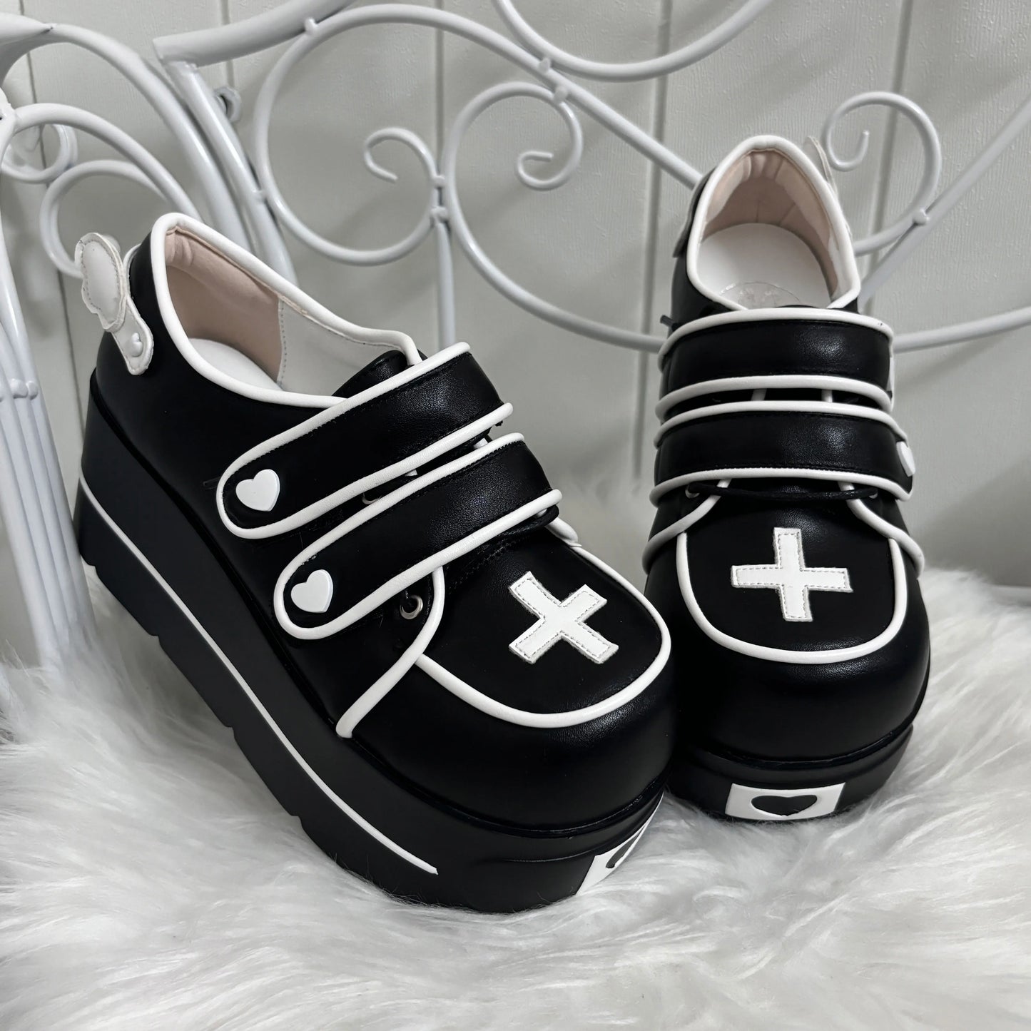 Original Japanese Cute Cross Print Thick-soled Muffin Shoes Subculture Sweet Cool Girl Round Head Pu Leather High Heels Women