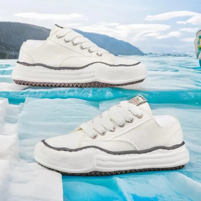 SneakersRetro Casual Unisex Sports Sneakers 2026 New: Streetwear Brand Couples Breathable Soft-Soled Versatile Student