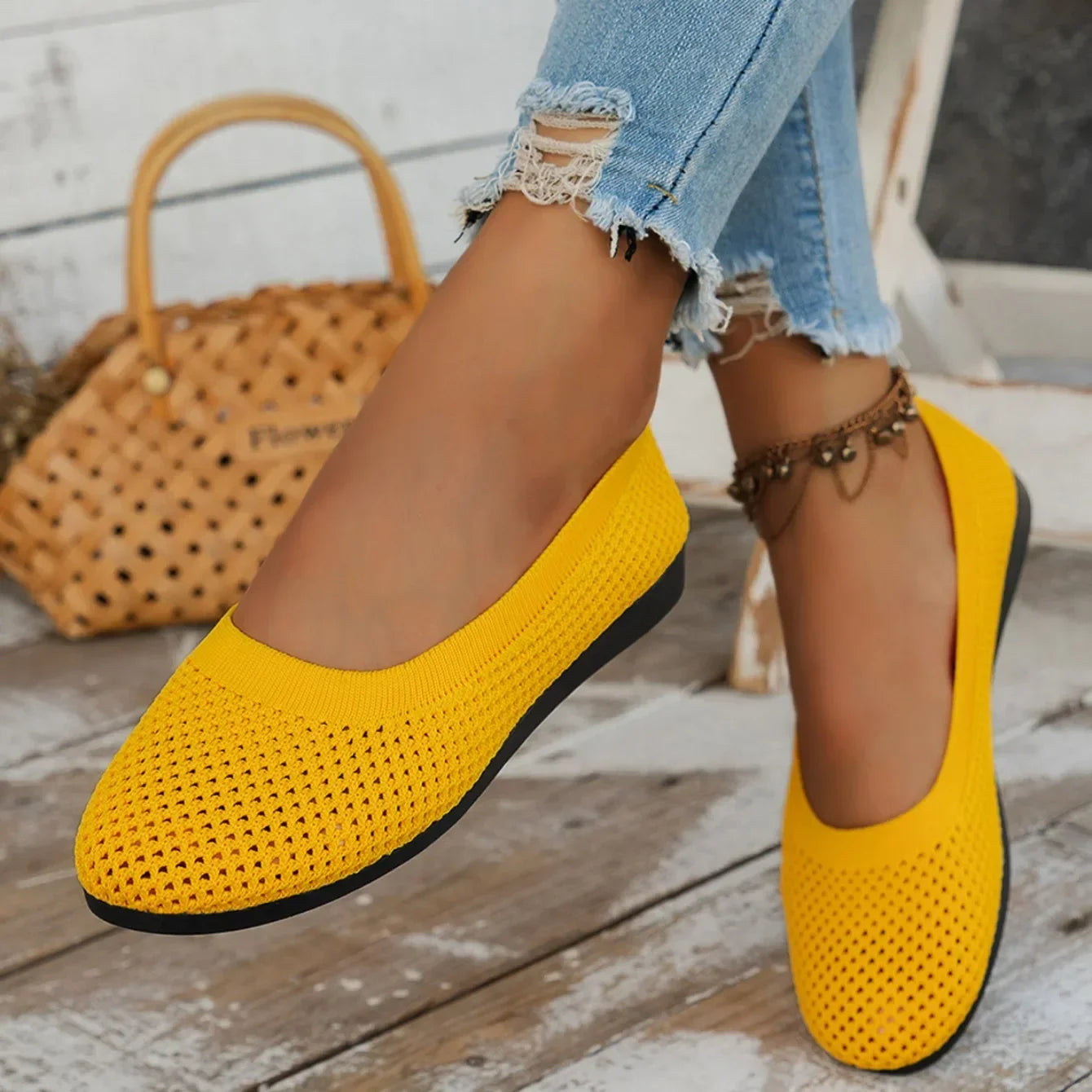 Women Round Toe Flat Shoes Solid Color Knitted Slip on Shoes Casual Breathable Ballet Flats Women Mesh Flat Shoes Loafers Woman