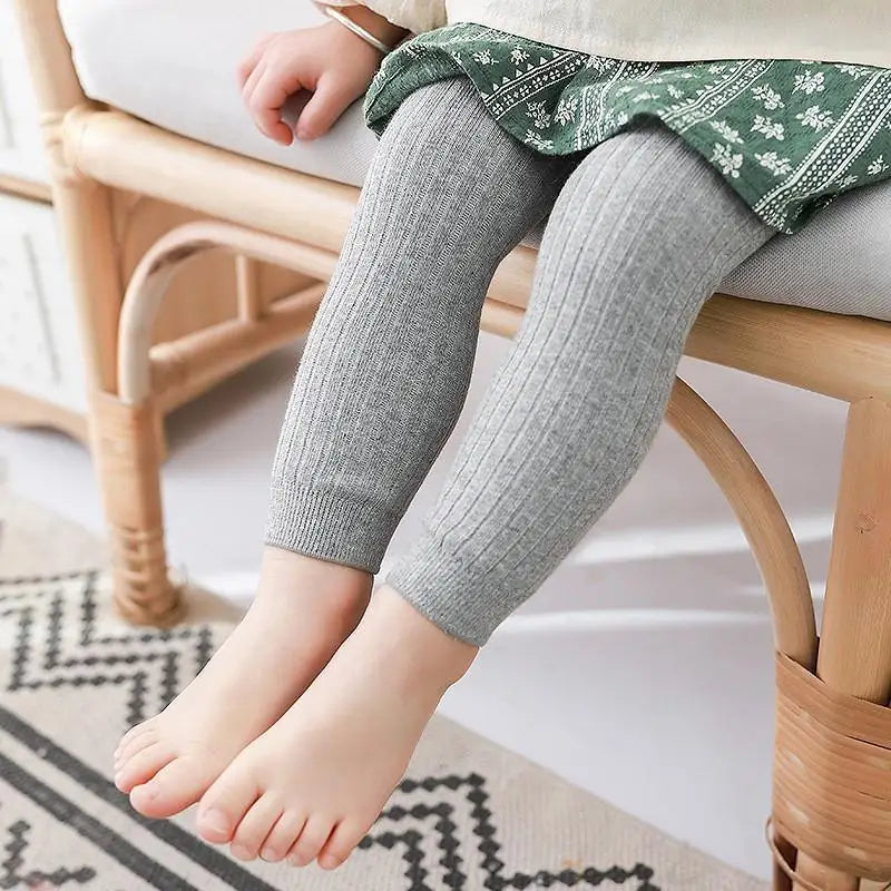 Kids' Korean Style Casual Nine Point Leggings for Spring & Autumn. Elastic and Comfortable Baby Girls' Pantyhose.