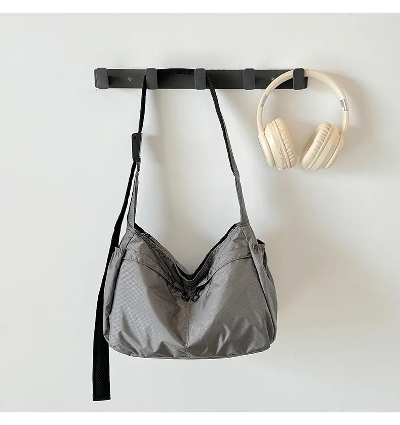 Outdoor Portable Crossbody Bags for Men and Women Commuter Waterproof Youth Shoulder Bag Solid Color Lightweight Female Tote