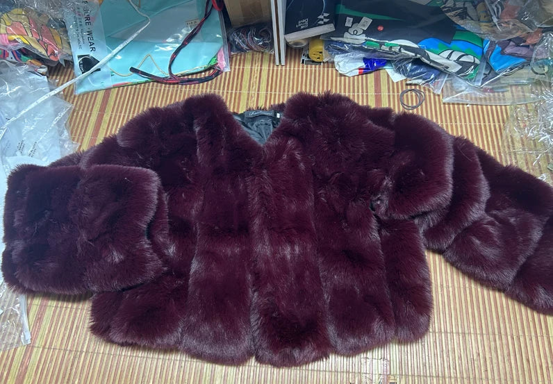 Faux Fox Fur Coat V-Neck Winter Woman Long Sleeve Warm Winter Coat Women Fashion Luxury New Fur Jacket Teddy Chic Outwear 2024