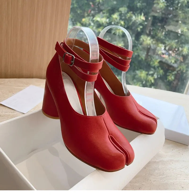 Vintage Spring Fashion Slipt Toe Tabi Women Pumps Chunky Round Heeled Ankle Strap High Heels Patent Leather Party Shoes