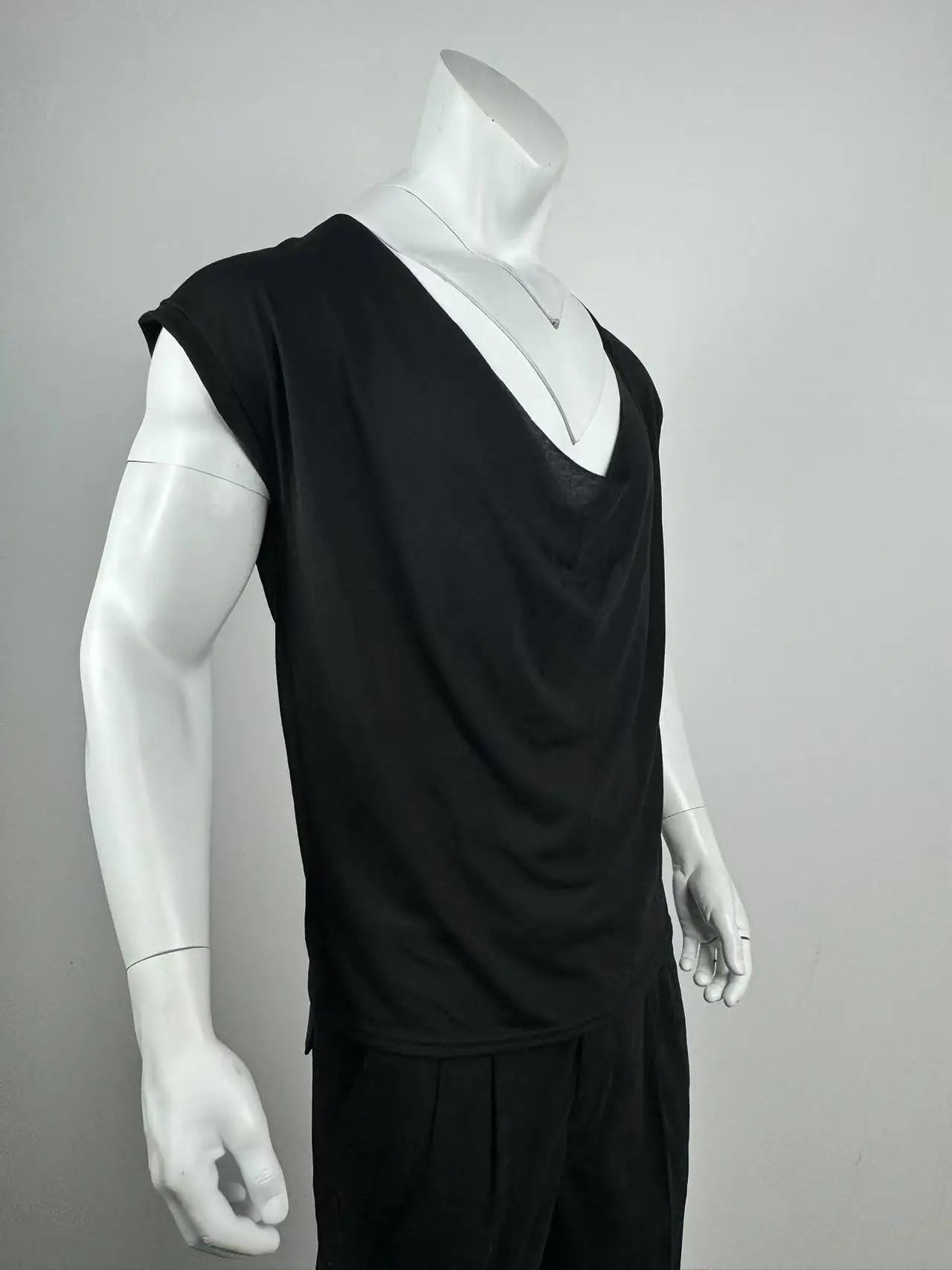 New Summer Men's Skinny Gym Tank Tops Leisure Popular Sleeveless Sportwear Fashion Loose Solid Color Bodybuilding Vest S-2XL