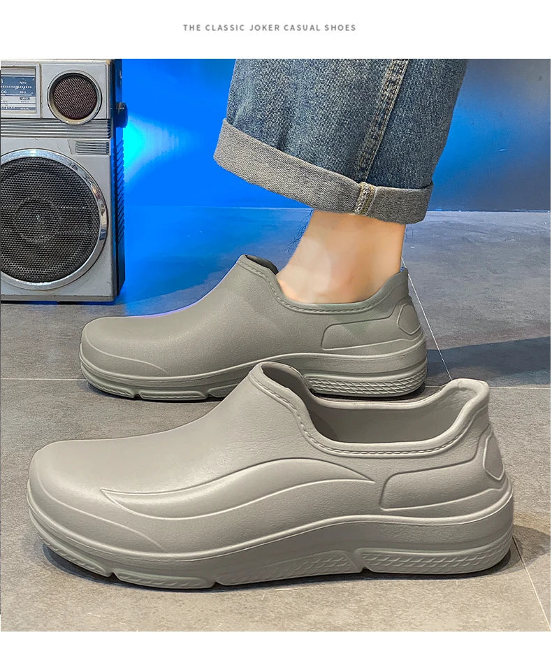Summer Chef Shoes Anti Slip and Oil Proof Work Shoes Casual Lazy Slippers Soft Comfortable Beach Slippers Sandals Garden Shoes
