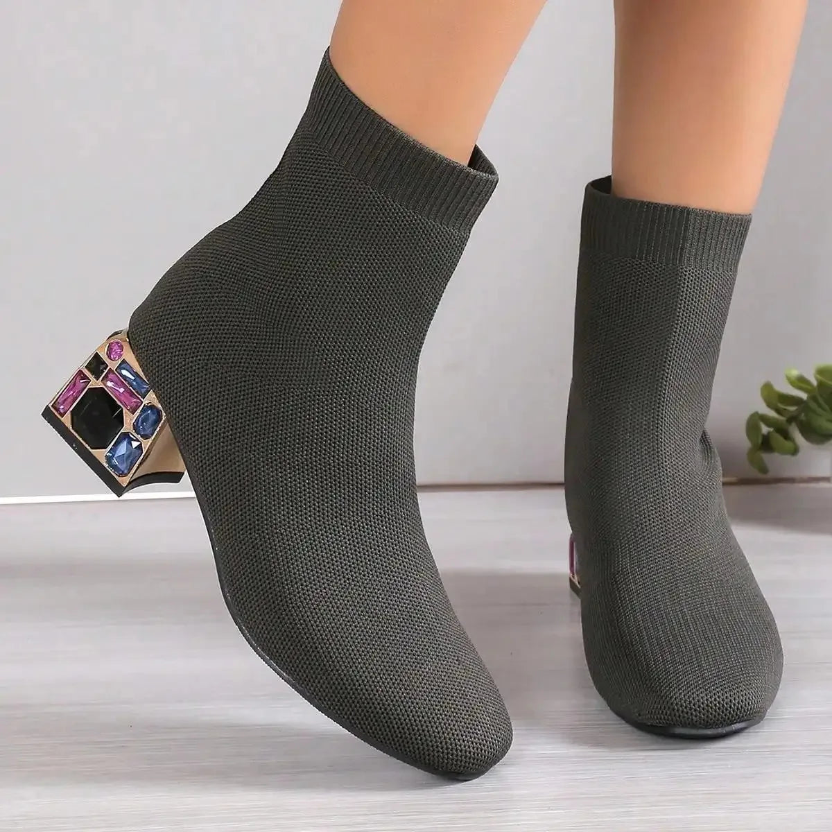 Women Hot Sale High Heels Short Boots 2023 Winter Designer Square Toe Mesh Breathable Stretch Sock Boots Slip on Platform Shoes