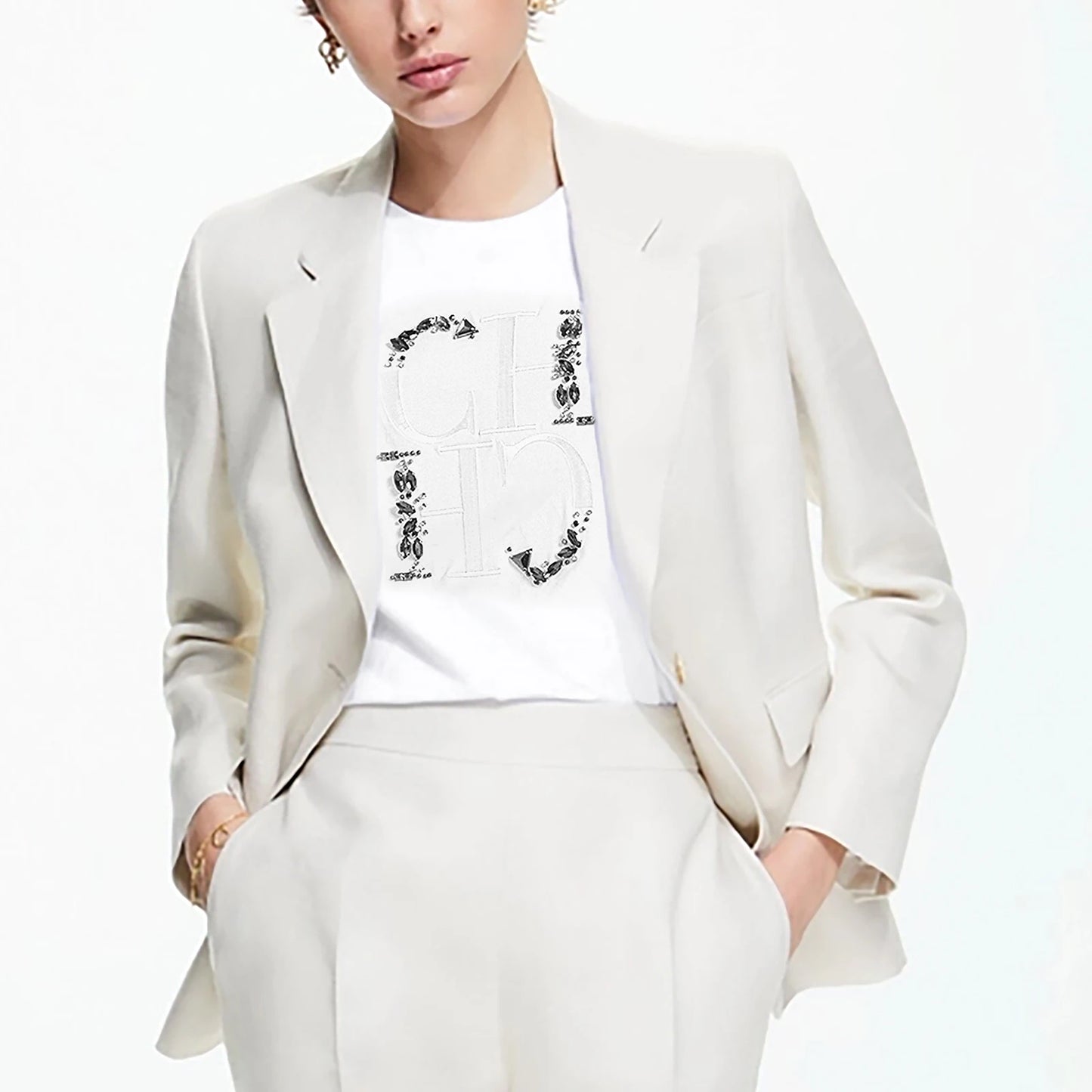 CHCH 2024 New Women's Summer T-shirt Short Sleeve Heavy Craft Embroidery T-shirt Women's Fashion Casual Women's Short Sleeve