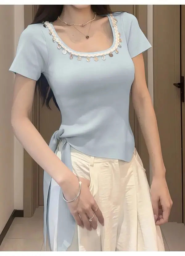 Short-sleeved Women's Top Bestseller 2025 New French Stylish Design Slimming and Flattering, Popular Online Clothing