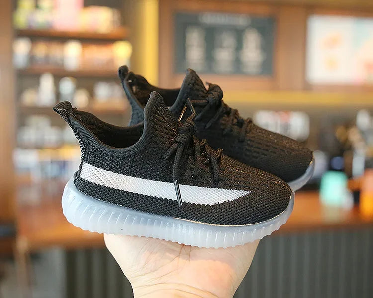 Fashion Kids Running Shoes Boys Girls Light Casual Sports Shoes Soft Soled Sneakers School Children's Sneakers Tennis Flat Shoes