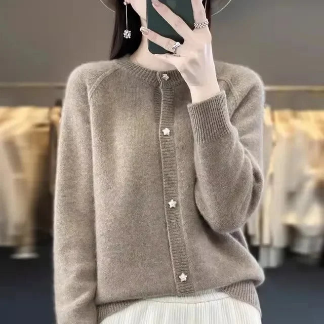 New Women Cardigan Sweater Autumn/Winter Round Neck Star Button Solid Knit Bottoming Shirt Jacket Quality Knitwear Female Tops