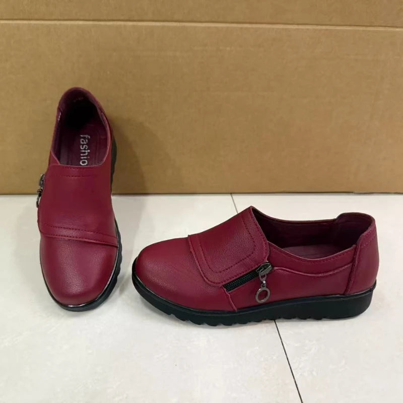 New Fashion Womens Flat Shoes Female Moccasin Slip-on Shoes Lightweight Women Casual Shoe Solid Color Versatile Zapatos De Mujer
