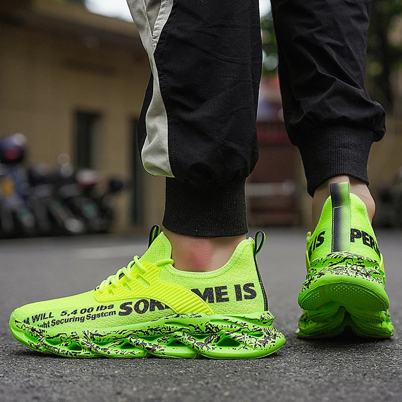 Men’s Sneakers Comfortable Breathable Platform Shoes Man Running Shoes Breathable Comfortable Fashion Walking Sneakers
