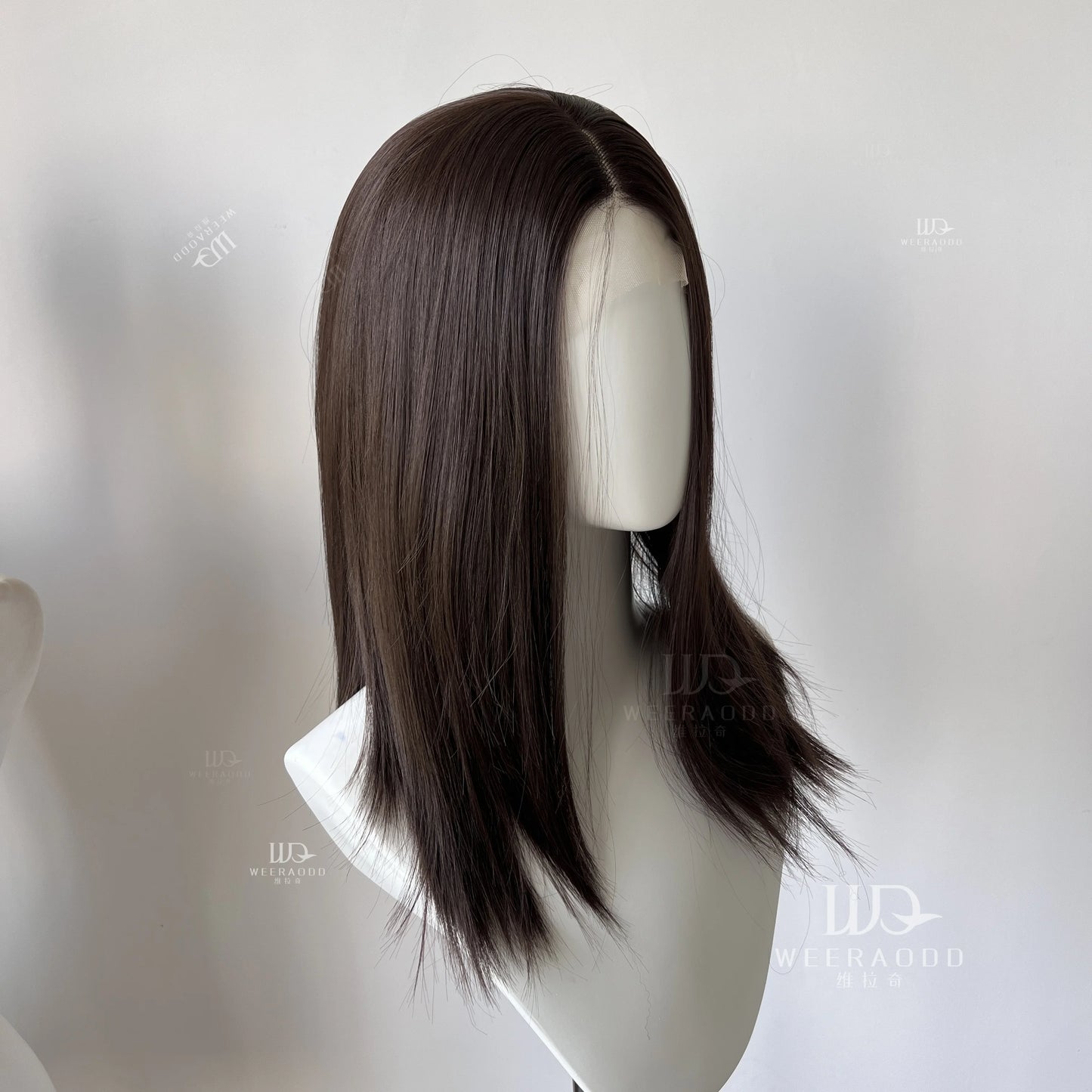 Dark Brown Shoulder Length Synthetic Lace Front Wigs for Women 13x4 Glueless Middle Part Synthetic Wigs 150% Density Natural