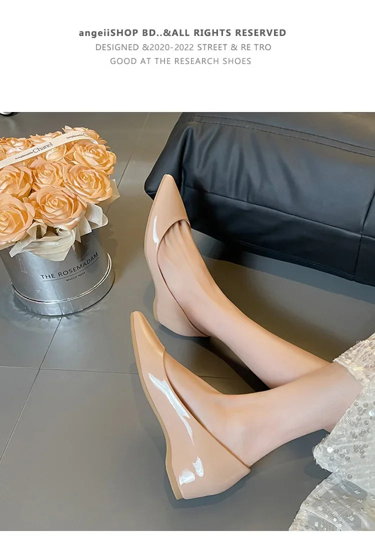 Fashion Flats Women Low Heels 5cm Internal Height Increasing Shoe Women Shoes Pointed Toe Patent Leather Office Driving Shoes