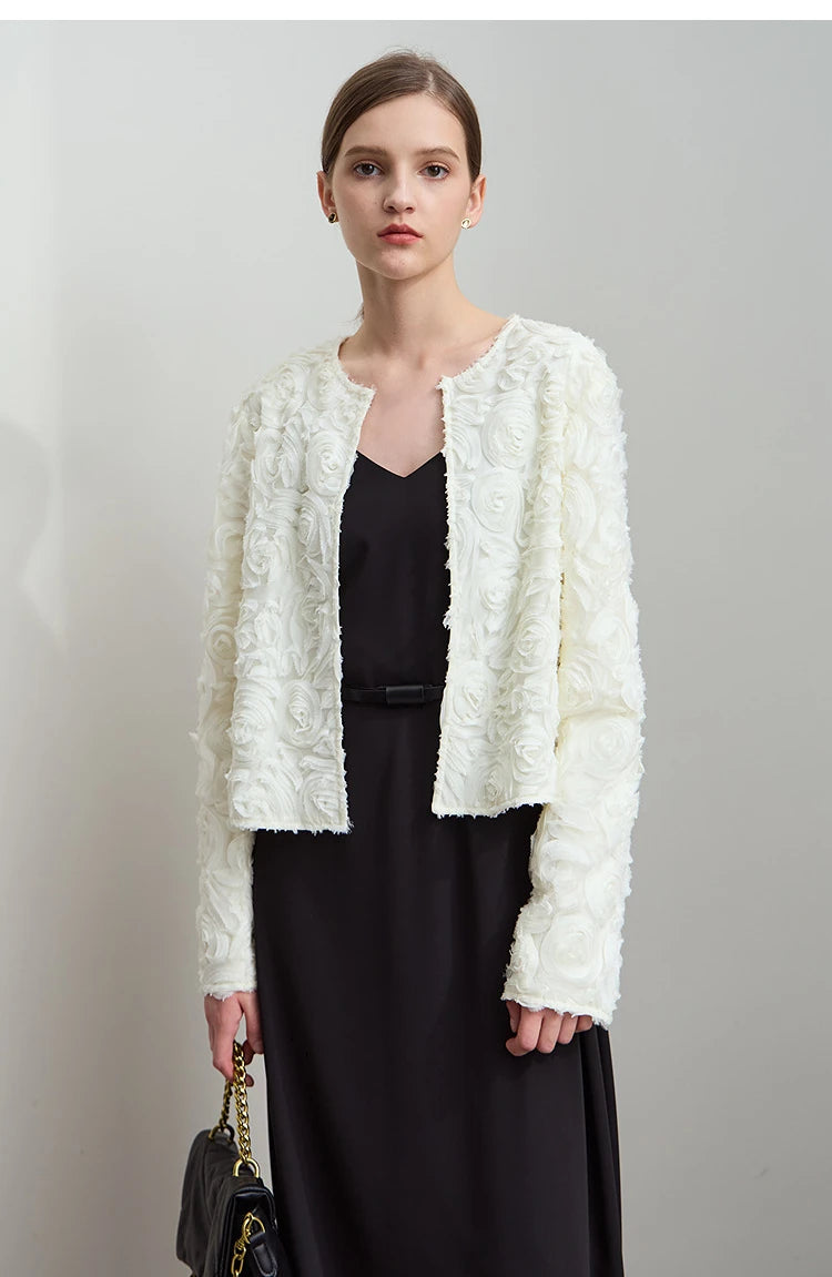 AMII Minimalism Short Jacket Women 2025 Autumn New Elegant Romantic Stereoscopic Flower O-Neck Hook Button Outwear Coat 12521066