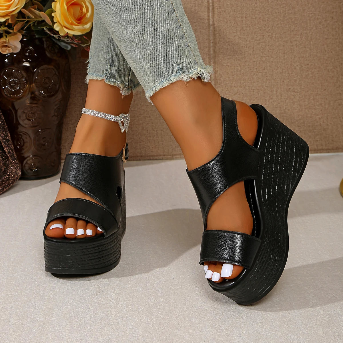 Open-toe slope sandals leather strap Roman shoes 2025 summer fashion lightweight thick sole non-slip high heels women's shoes