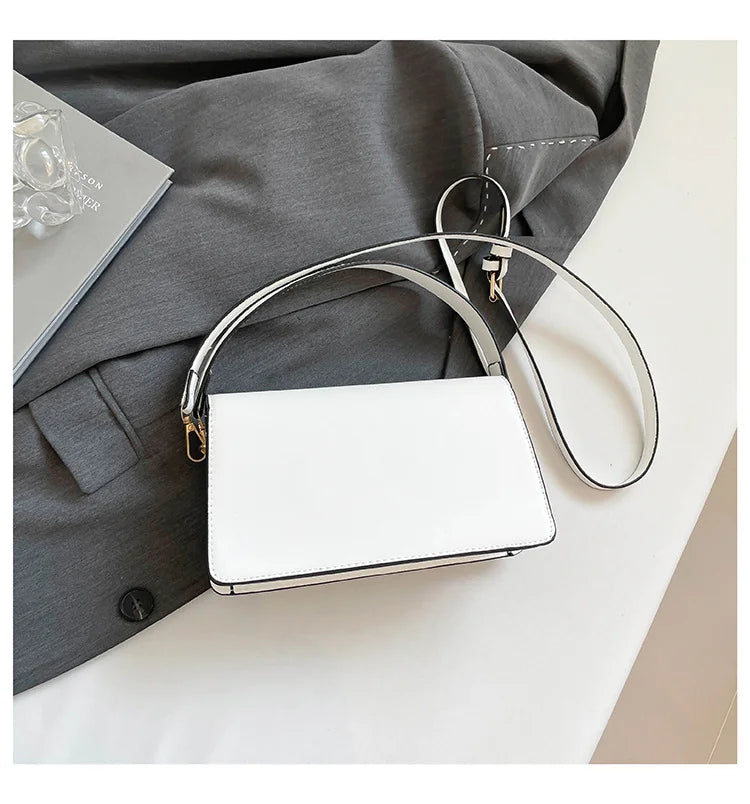 New Women's Large Capacity Bucket Bags with Wide Shoulder Strap Single Shoulder Handbag Drawstring Handheld Crossbody Bags