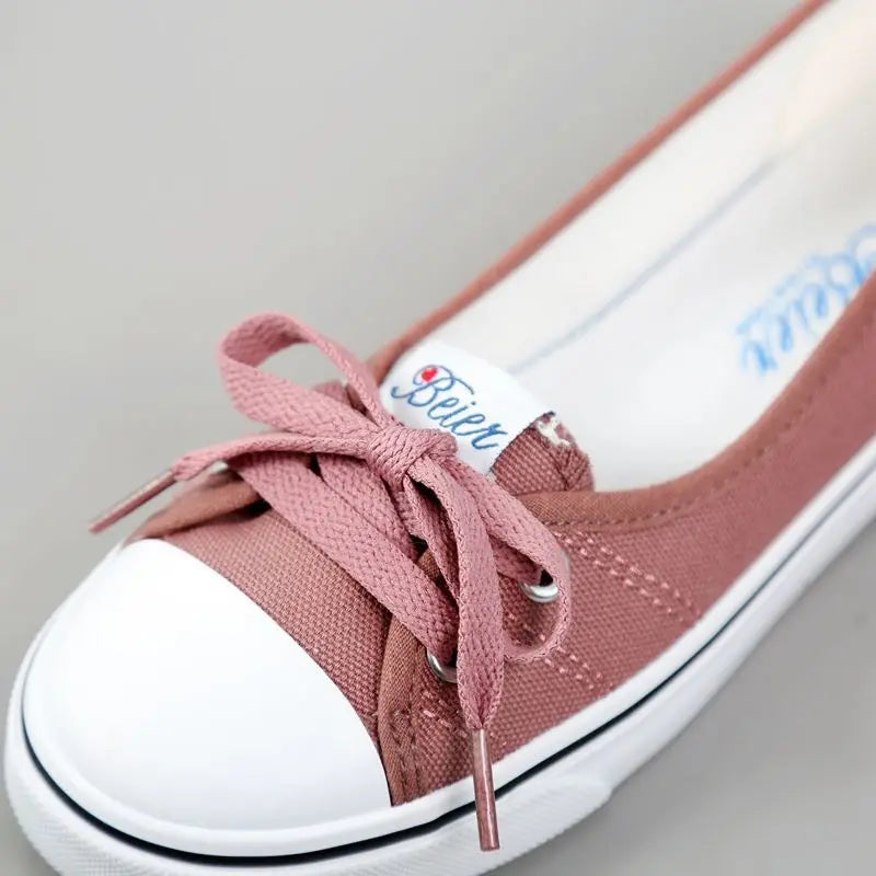 Red Women Footwear Flat Round Toe Black Canvas Ladies Shoes New Arrival 2025 Sale Cheap Vulcanized for Casual Urban 39 Walking A