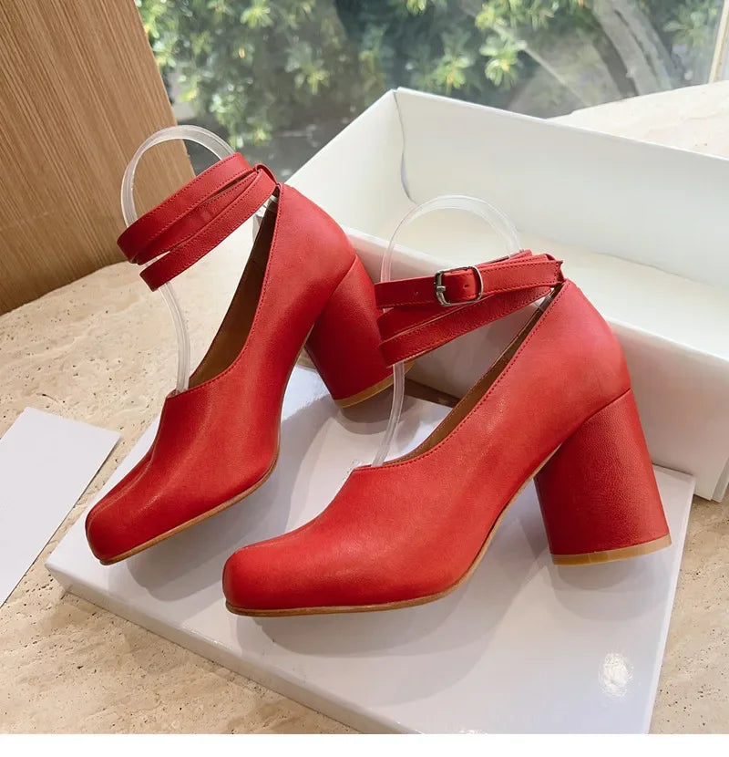 Vintage Spring Fashion Slipt Toe Tabi Women Pumps Chunky Round Heeled Ankle Strap High Heels Patent Leather Party Shoes