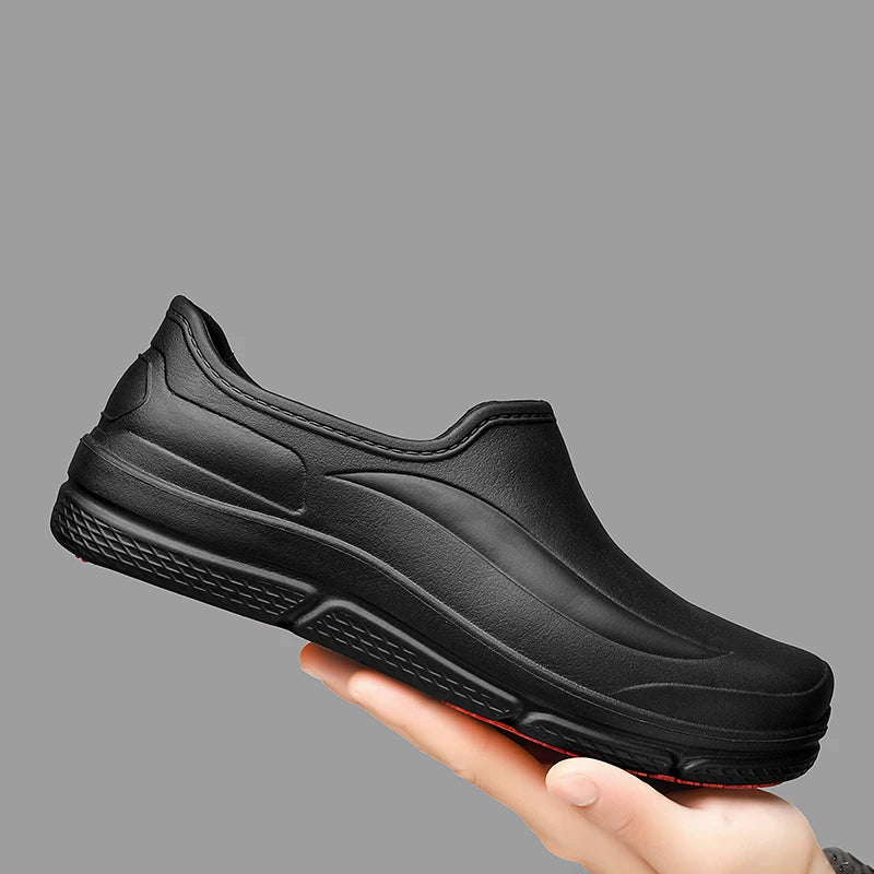 Summer Chef Shoes Anti Slip and Oil Proof Work Shoes Casual Lazy Slippers Soft Comfortable Beach Slippers Sandals Garden Shoes