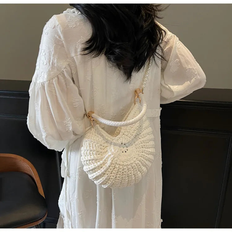 Creative Conch Shaped Crochet Women Shoulde Bags Funny Cute Pearls Chains Handmade Weave Crossbody Bag Novelty Small Handbags