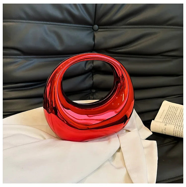 Hot Selling Creative Design Women's Top-Handle Bag PVC Metallic Luster Half Moon Banquet Women's Bag 2026 New Luxury Handbag