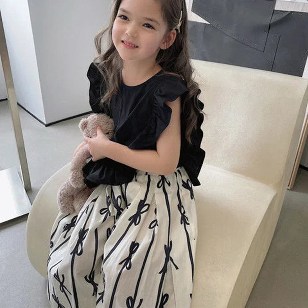 Fashion Black and White Summer New Girls' Casual Clothes Korean Version Sleeveless Pleated Vest+bow Striped Printed Pants Set